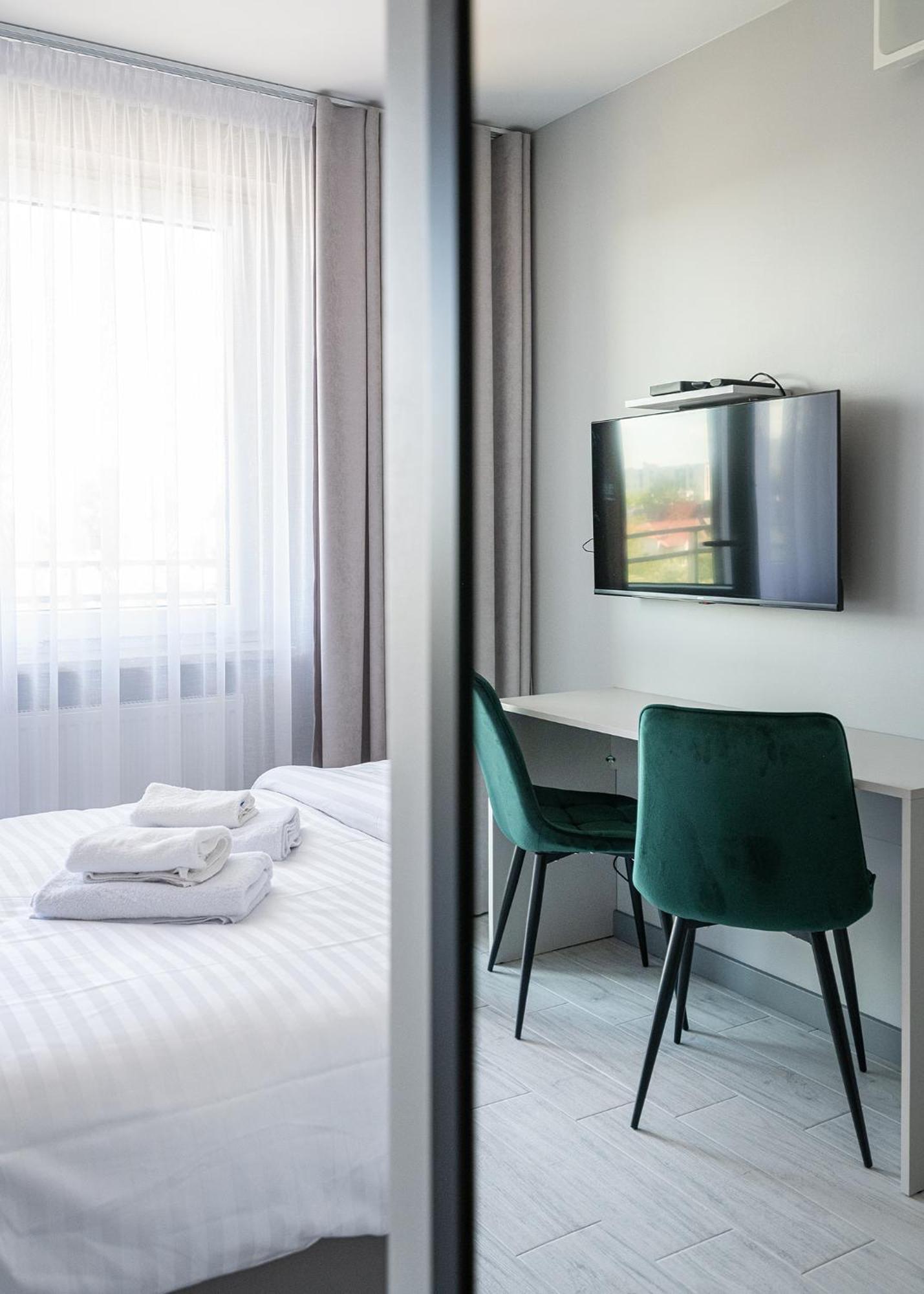 Rentplanet - Pileckiego Apartament Warszawa