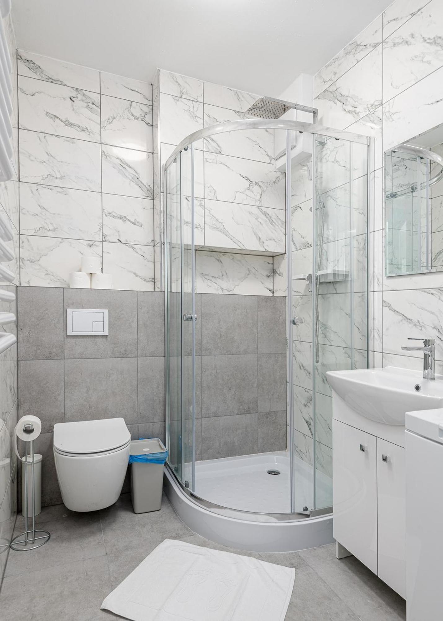Rentplanet - Pileckiego Apartament Warszawa