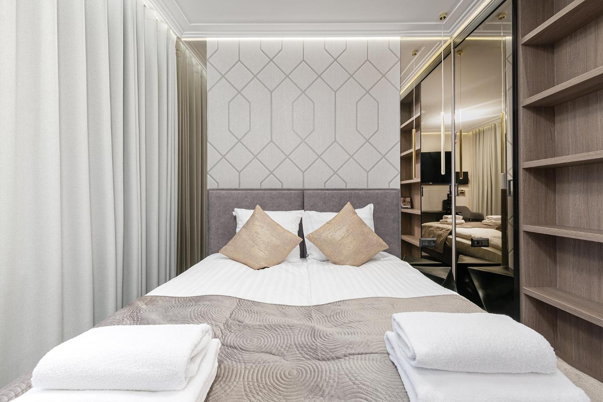 Rentplanet - Pileckiego Apartament Warszawa